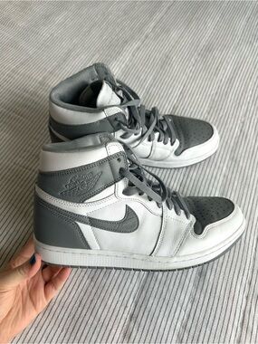 Nike Air Jordan 1 Retro High OG Stealth